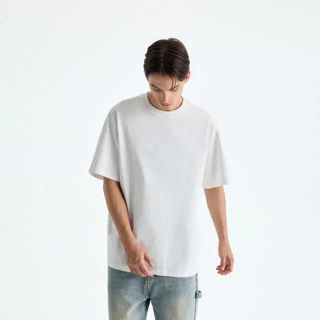CHINISM T