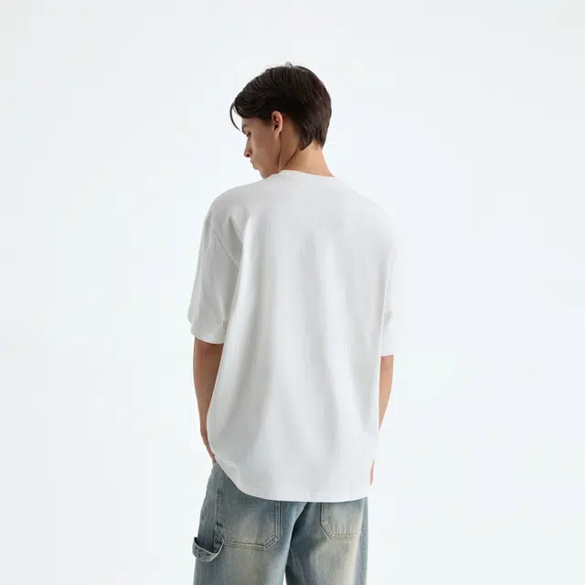 CHINISM T