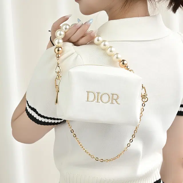 GUYI DIOR