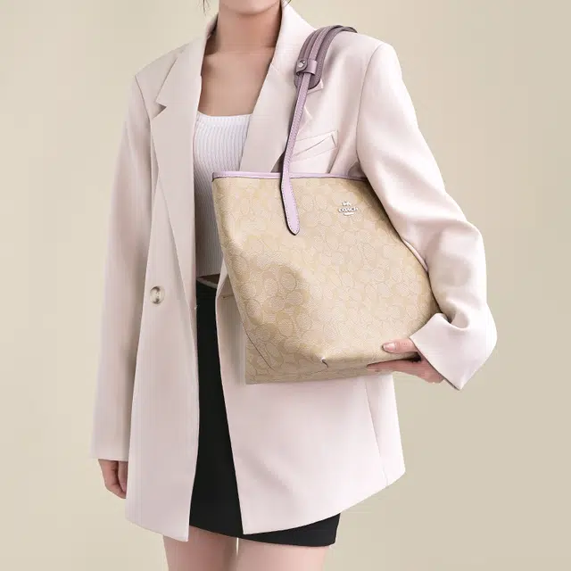 GUYI COACH City33