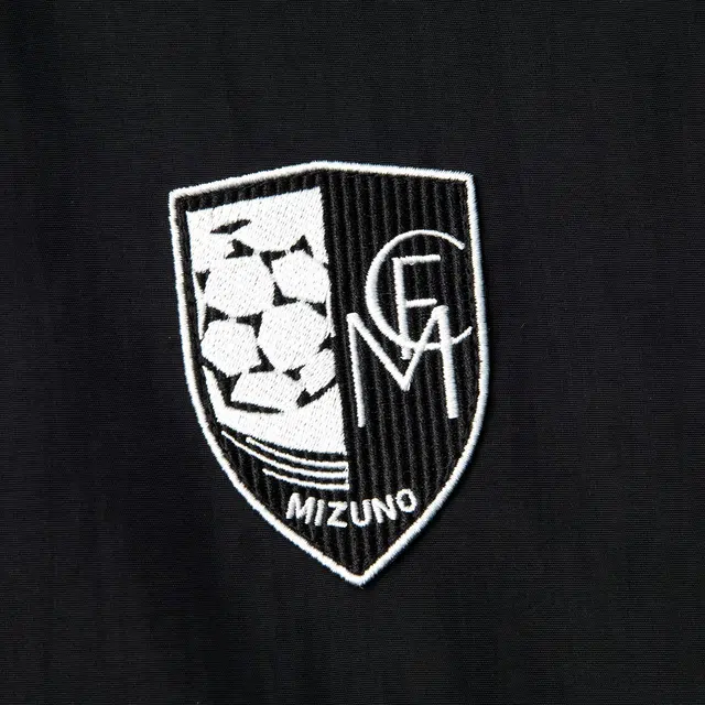 Mizuno ESSENTIAL LogoVT