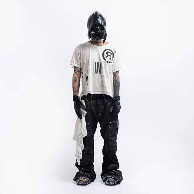 FREE WORLD ORDER T