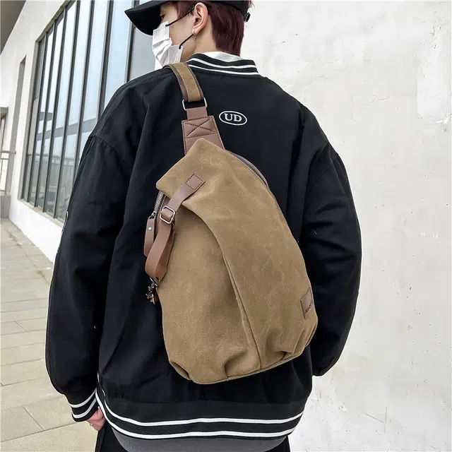 醇龙 休闲复古多功能时尚背包 帆布 胸包 男女同款情侣款 卡其色/黑色