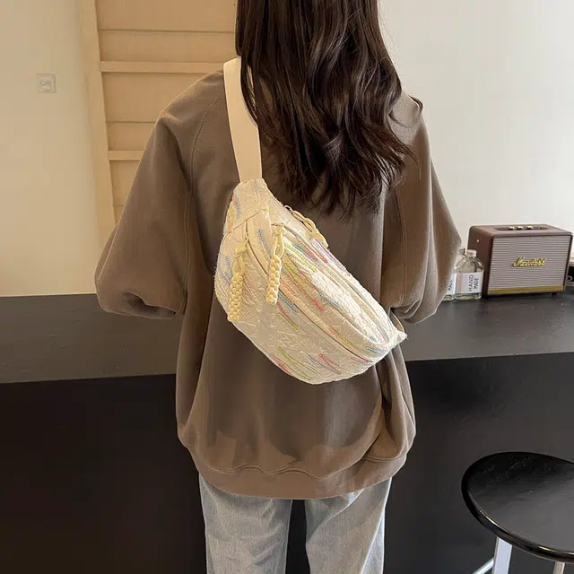 醇龙 高颜值简约时尚 尼龙布 胸包 男女同款情侣款 米白/蓝/粉/咖/黑