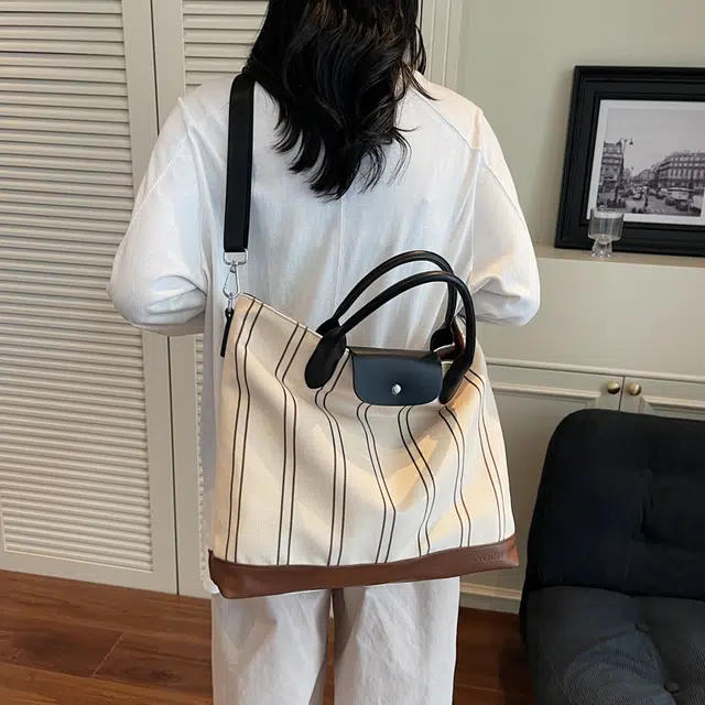 醇龙 高级感通勤斜挎托特包女帆布大容量购物袋休闲单肩包 尼龙 手提包 常规 男女同款情侣款 多色