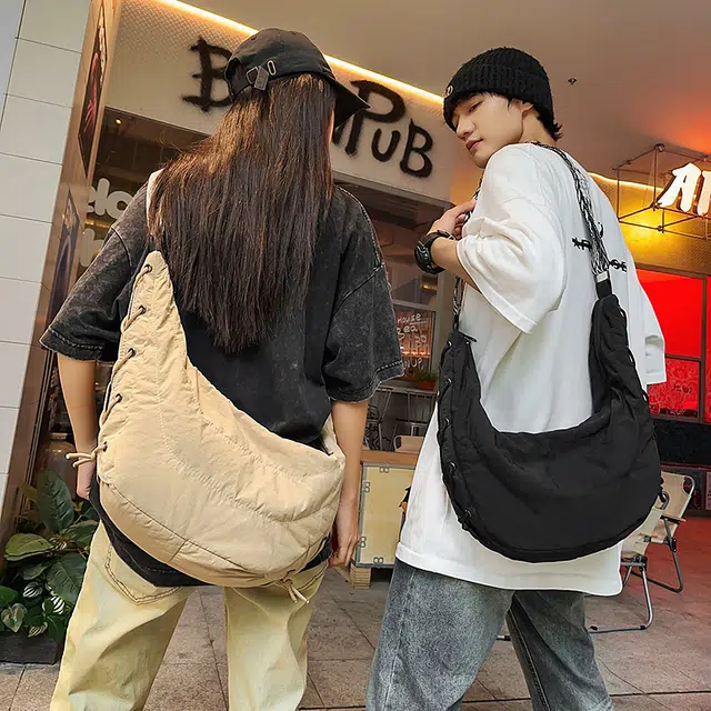 醇龙 简约背包通勤松弛感轻便旅行 尼龙 单肩包 男女同款情侣款 多色