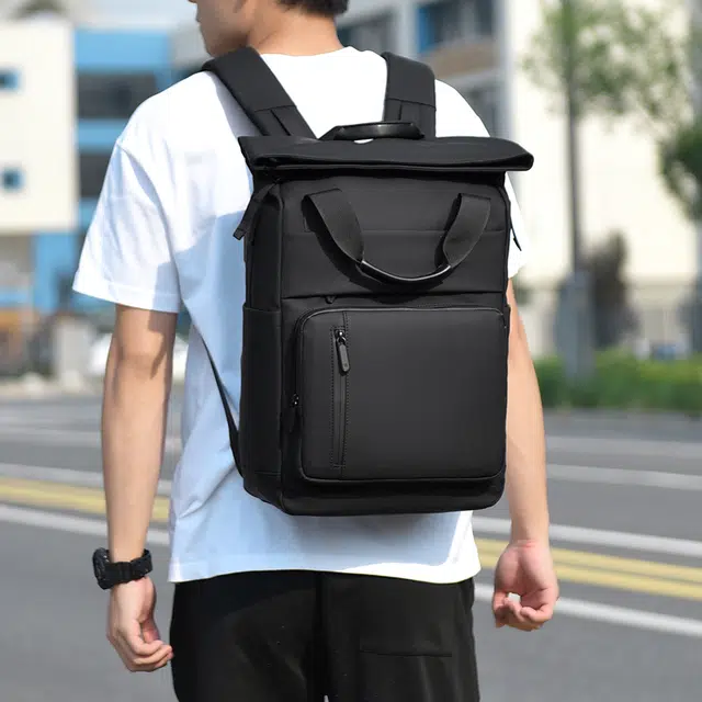 茵初 商务出差大容量背包防水电脑包多功能旅行 尼龙 双肩包 常规 男女同款情侣款 黑色/绿色