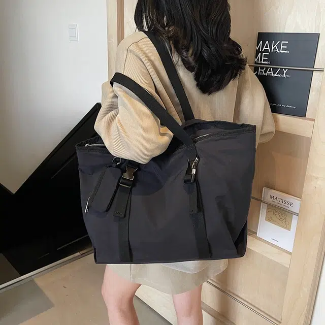 醇龙 大容量时尚简约手提托特包百搭休闲通勤 尼龙 单肩包 常规 男女同款情侣款 多色