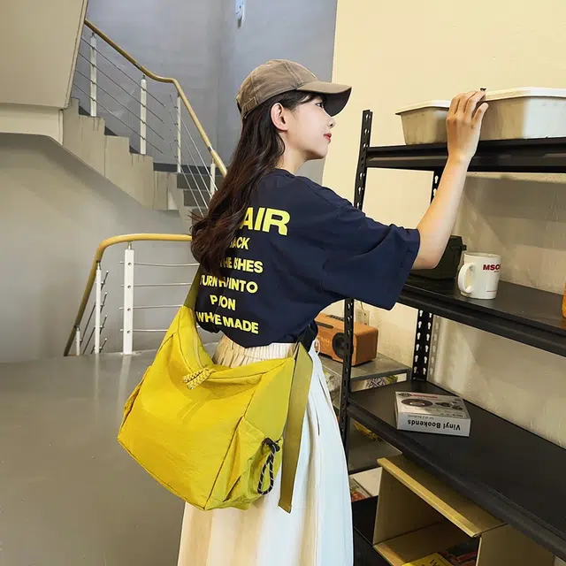 醇龙 时尚百搭纯色 尼龙 斜挎包 男女同款情侣款 多色