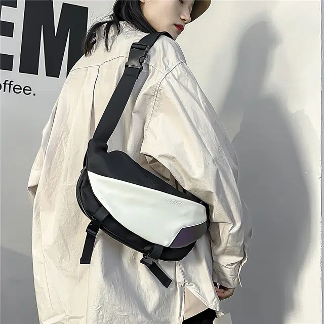 醇龙  男女通用双色斜挎包百搭背包运动骑行机能单肩包时尚胸包