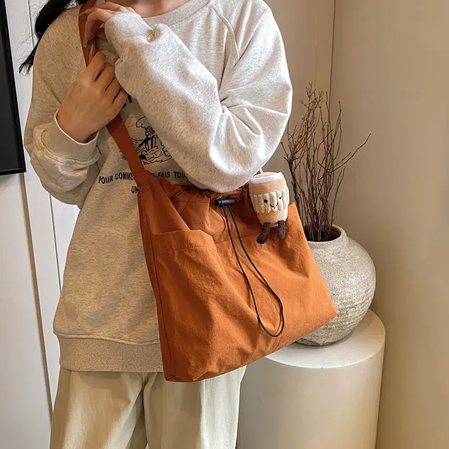 醇龙  休闲大包包时尚尼龙布单肩包大容量上课通勤斜挎包 女款 多色