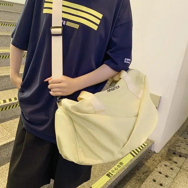 醇龙 尼龙 男女通用 多色 斜挎包 大容量休闲百搭