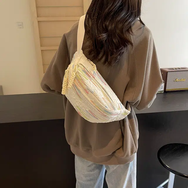 醇龙 高颜值简约时尚 尼龙布 胸包 男女同款情侣款 米白/蓝/粉/咖/黑