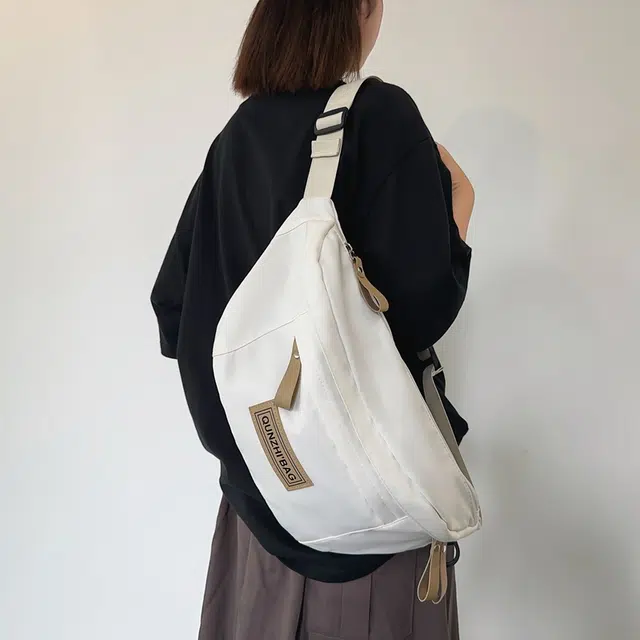 醇龙  大容量休闲运动工装旅游 尼龙 胸包 男女同款情侣款 多色