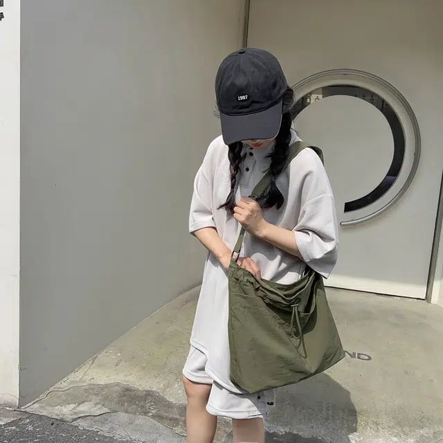 醇龙   尼龙女生多色休闲大包包时尚单肩包大容量上课通勤斜挎包