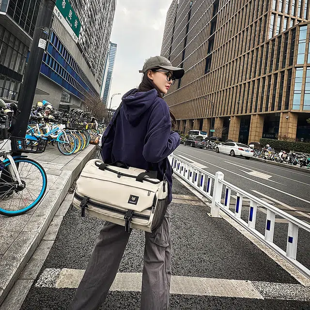 醇龙 干湿分离多功能耐用 尼龙 单肩包 男女同款情侣款 多色