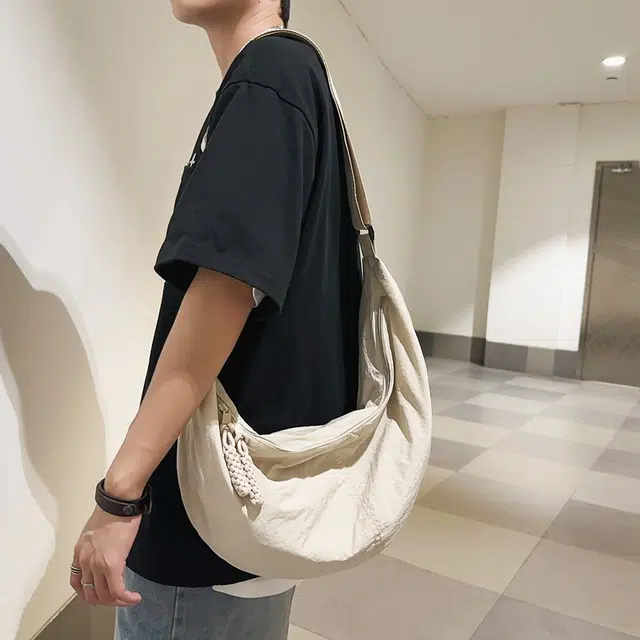 醇龙 轻便休闲简约纯色 尼龙 斜挎包 男女同款情侣款 多色