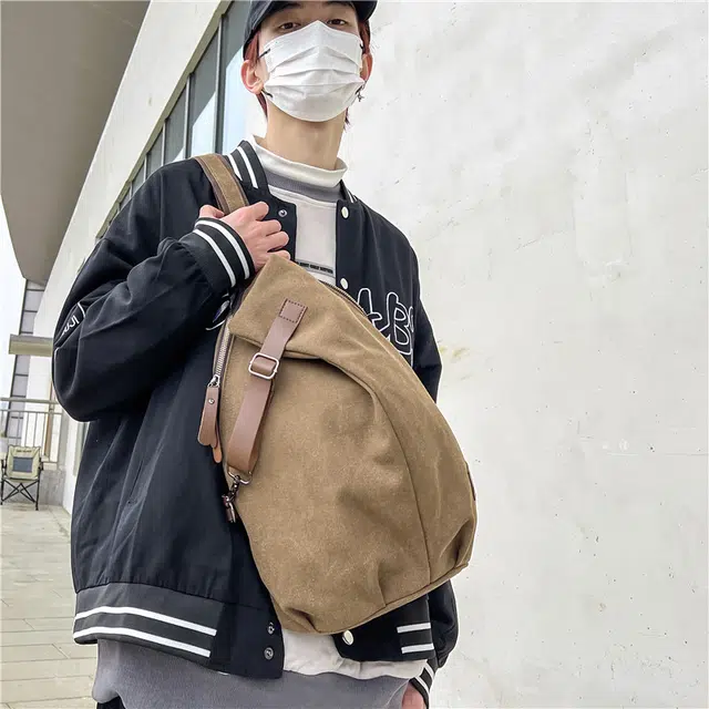 醇龙 休闲复古多功能时尚背包 帆布 胸包 男女同款情侣款 卡其色/黑色