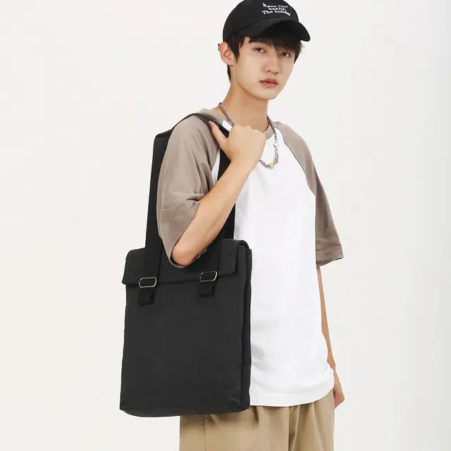 茵初 复古多功能文艺通勤电脑背包时尚 帆布 双肩包 常规 男女同款情侣款 黑色/卡其色