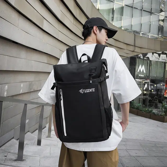 茵初 大容量拼色背包多功能运动防水书包 皮膜 双肩包 常规 男女同款情侣款 多色