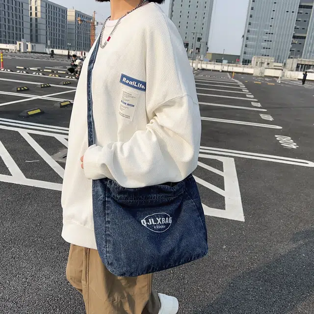 醇龙  男女通用多色牛仔布斜挎包 学生上课通勤百搭轻便单肩手提包