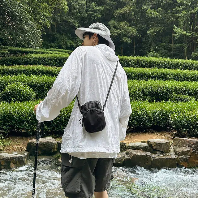 醇龙 户外水杯包轻量化斜挎包手机包运动登山 尼龙 单肩包 常规 男女同款情侣款 多色