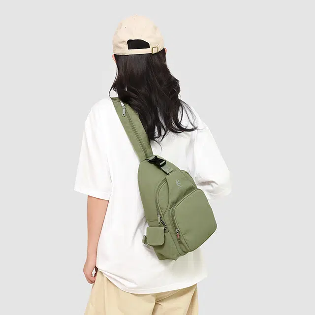 醇龙 时尚简约轻便出游百搭 尼龙 双肩包 男女同款情侣款 多色