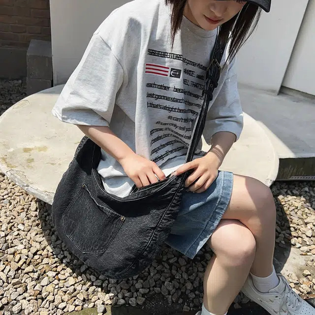 醇龙 小众设计韩版口袋 牛仔布 单肩包 常规 女款 黑/深蓝/浅蓝