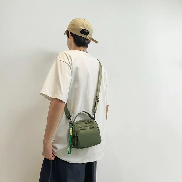 醇龙 森系出游逛街便捷日系百搭 尼龙 斜挎包 男女同款情侣款 多色