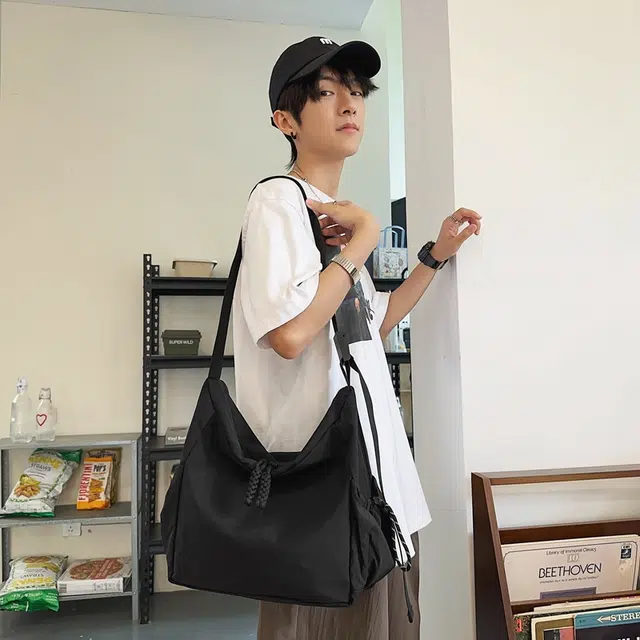 醇龙 时尚百搭纯色 尼龙 斜挎包 男女同款情侣款 多色