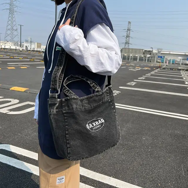 醇龙  男女通用多色牛仔布斜挎包 学生上课通勤百搭轻便单肩手提包