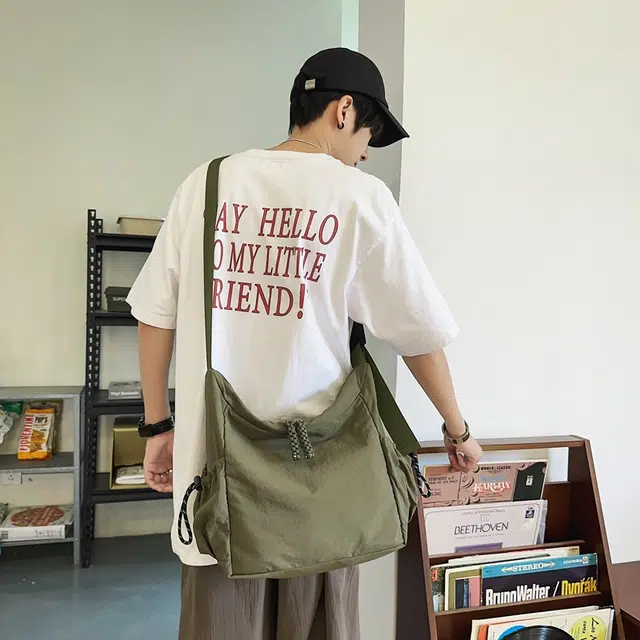 醇龙 时尚百搭纯色 尼龙 斜挎包 男女同款情侣款 多色