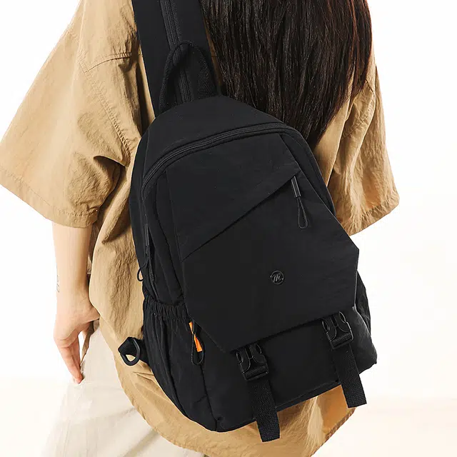 茵初 多功能两用轻便通勤旅行防水 尼龙 双肩包 大号 男女同款情侣款 多色