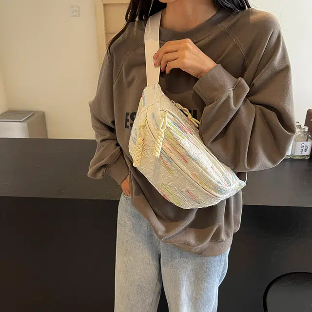 醇龙 高颜值简约时尚 尼龙布 胸包 男女同款情侣款 米白/蓝/粉/咖/黑