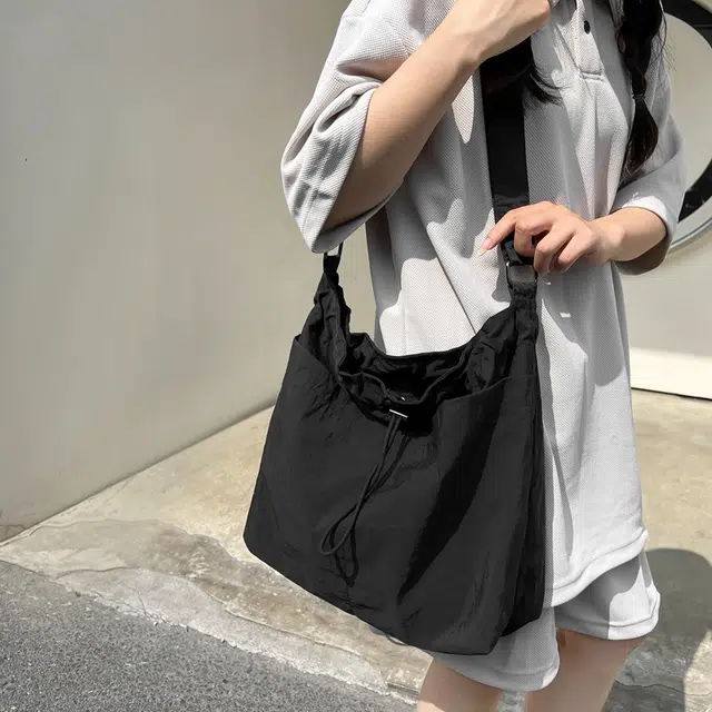 醇龙   尼龙女生多色休闲大包包时尚单肩包大容量上课通勤斜挎包