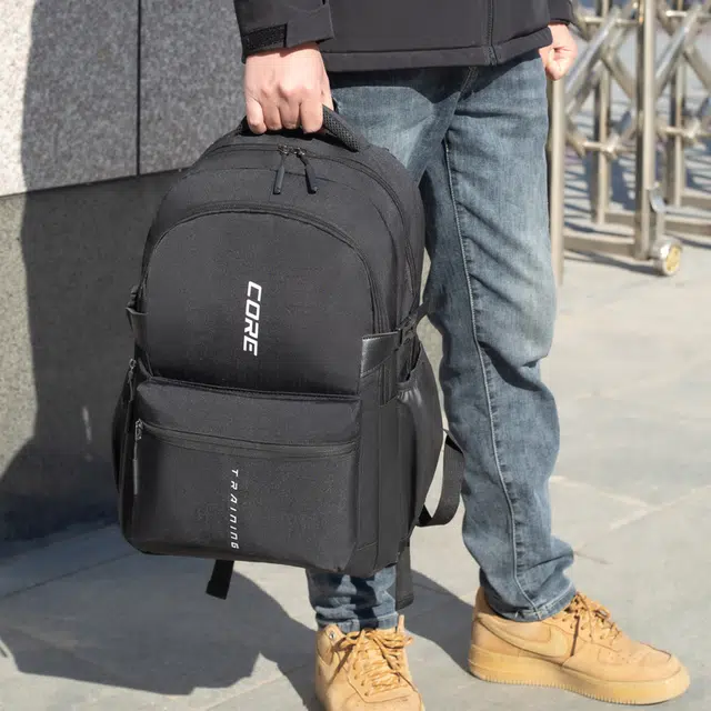 茵初 通勤出差大容量商务防泼水 耐磨面料 双肩包 常规 男女同款情侣款 多色