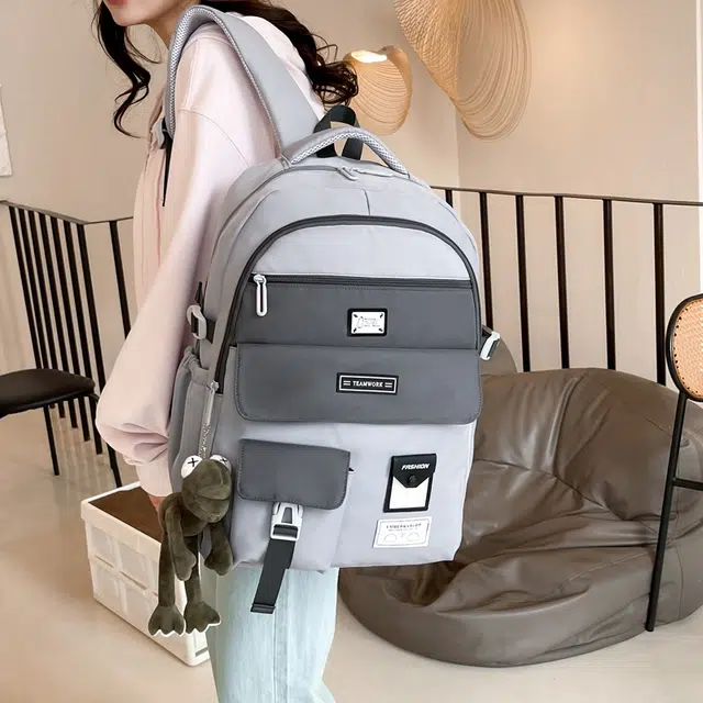 醇龙  男女通用多色牛津布欧美小众学生简约百搭大容量双肩包电脑背包