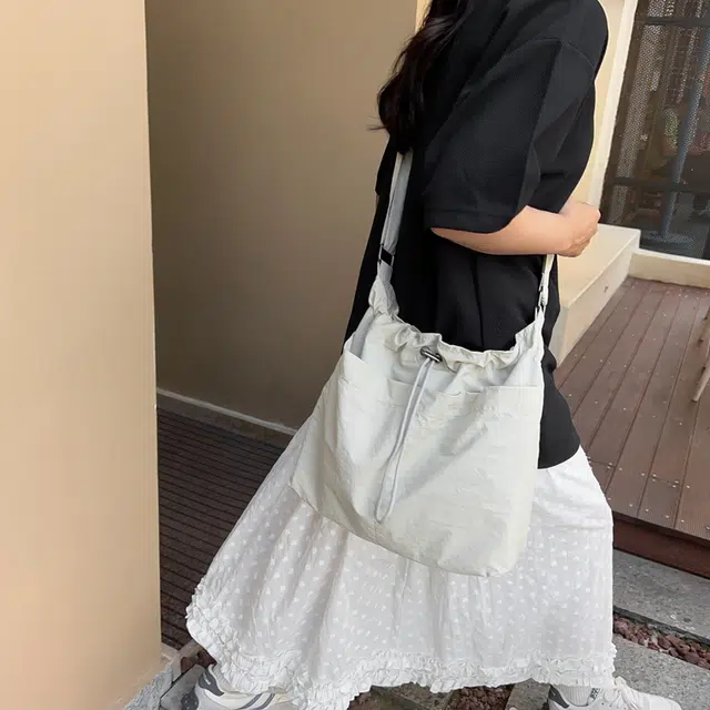醇龙   尼龙女生多色休闲大包包时尚单肩包大容量上课通勤斜挎包