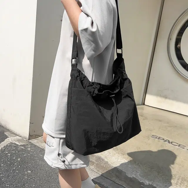 醇龙   尼龙女生多色休闲大包包时尚单肩包大容量上课通勤斜挎包