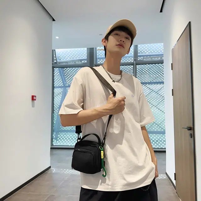 醇龙 森系出游逛街便捷日系百搭 尼龙 斜挎包 男女同款情侣款 多色