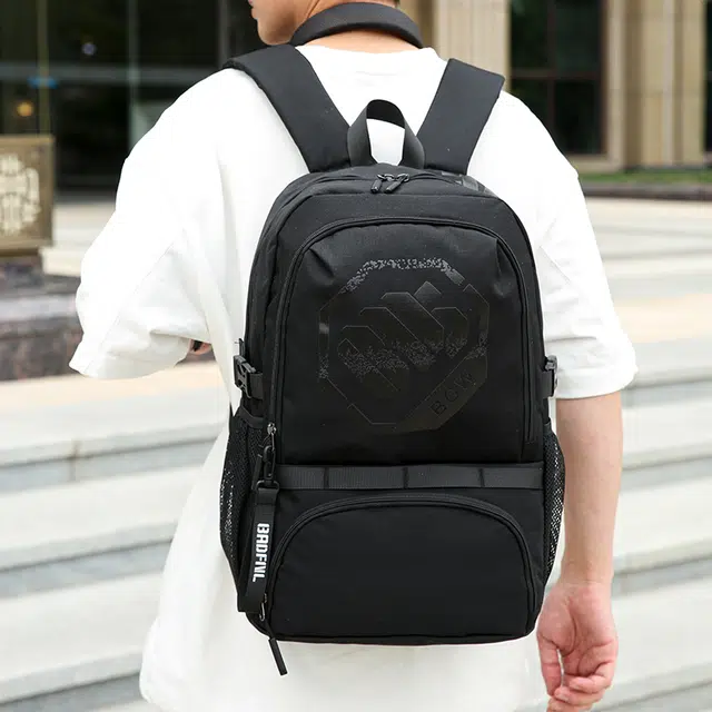 茵初 大容量字母时尚气质轻便 牛津布 双肩包 常规 男女同款情侣款 多色