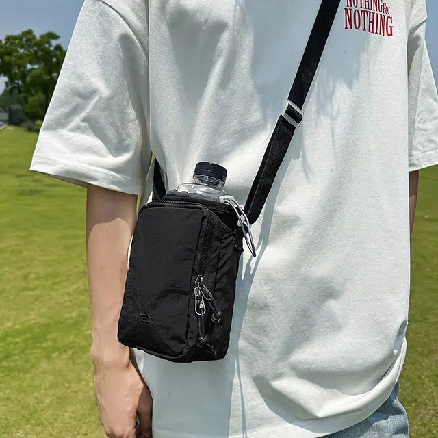 茵初 高质感设计时尚潮流百搭 尼龙 斜挎单肩包 常规 男女同款情侣款 多色