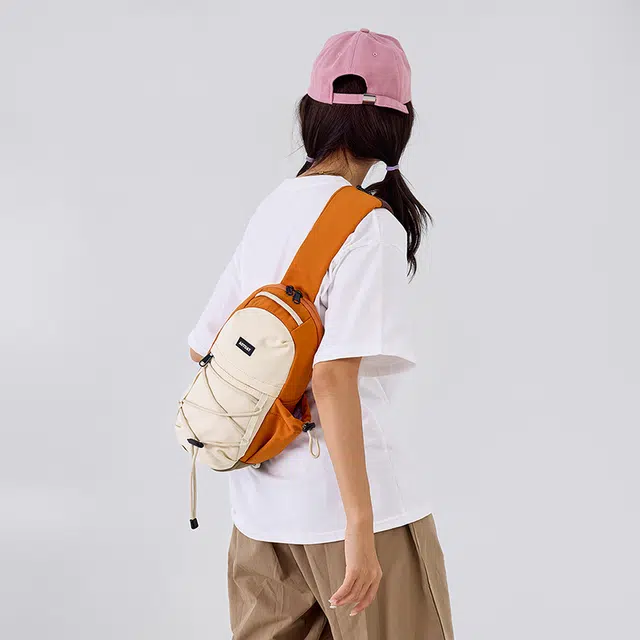 醇龙 多口袋拼色徒步旅行高颜值多巴胺清新 织物 胸包 常规 男女同款情侣款 橙色/紫色/蓝色/黑色