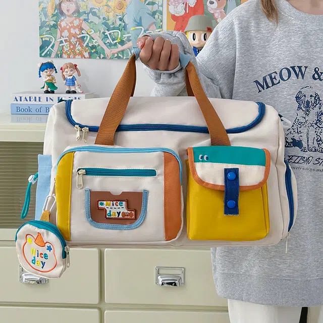 茵初 大容量出游旅行包时尚撞色瑜伽健身包轻便短途出差手提行李袋 尼龙 单肩包 常规 男女同款情侣款 米白色