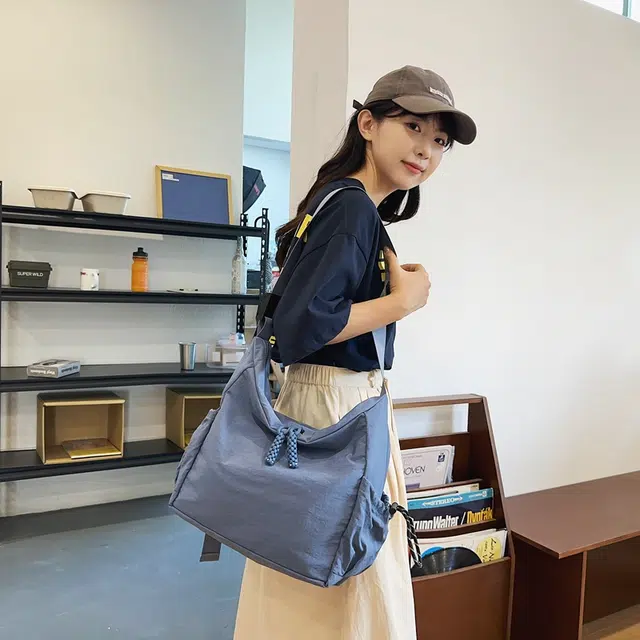 醇龙 时尚百搭纯色 尼龙 斜挎包 男女同款情侣款 多色