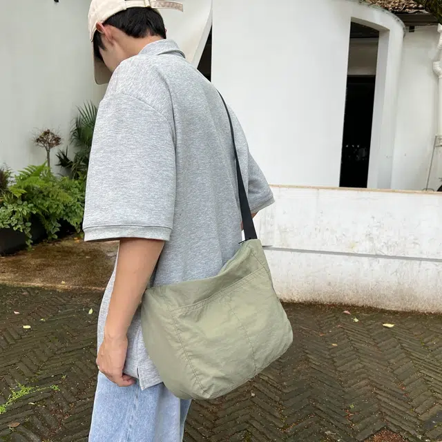醇龙  简约休闲学生百搭时尚 单肩包斜挎包 尼龙 男女同款情侣款 多色