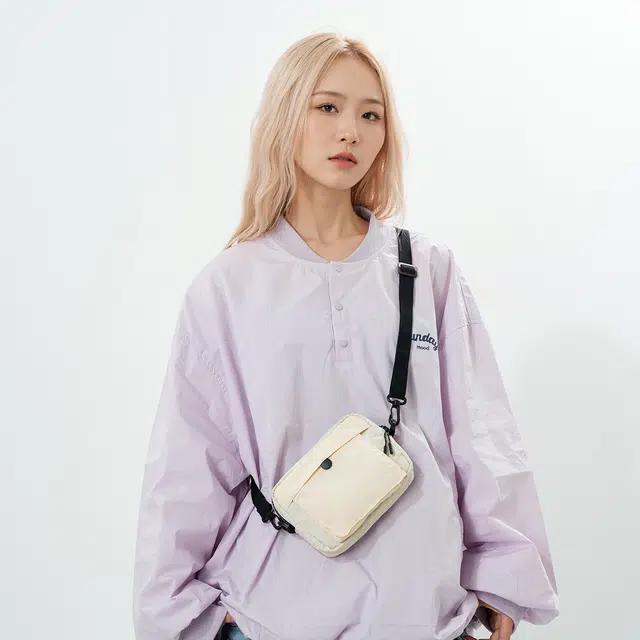 茵初 旅行多功能 尼龙 斜挎包 男女同款情侣款 多色