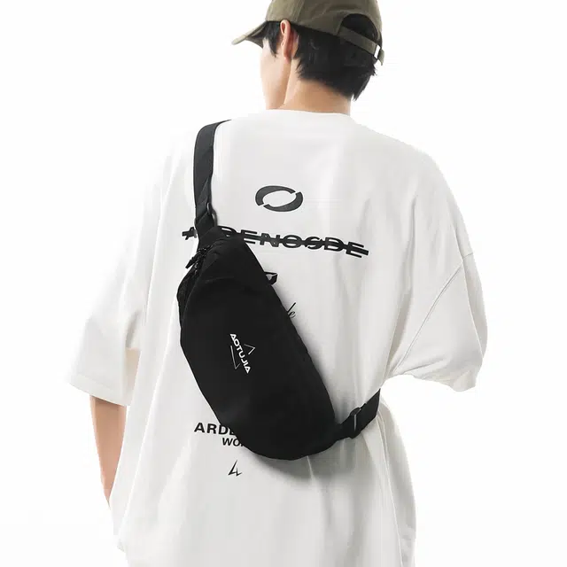 醇龙 日光多功能运动斜挎包防水单肩包徒步登山跑步 尼龙 腰包胸包 常规 男女同款情侣款 黑色/米白色/灰色