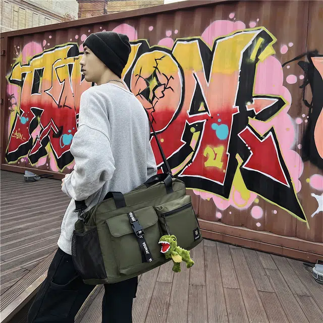 醇龙 大容量干湿分离短途多口袋 尼龙 单肩旅行包 常规 男女同款情侣款 黑/红/卡其/粉 /黄/绿
