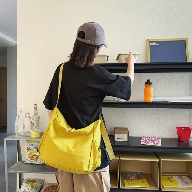 醇龙 时尚百搭纯色 尼龙 斜挎包 男女同款情侣款 多色
